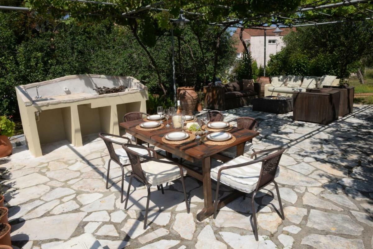 The Olive Grove House Villa Kassiopi Exteriör bild
